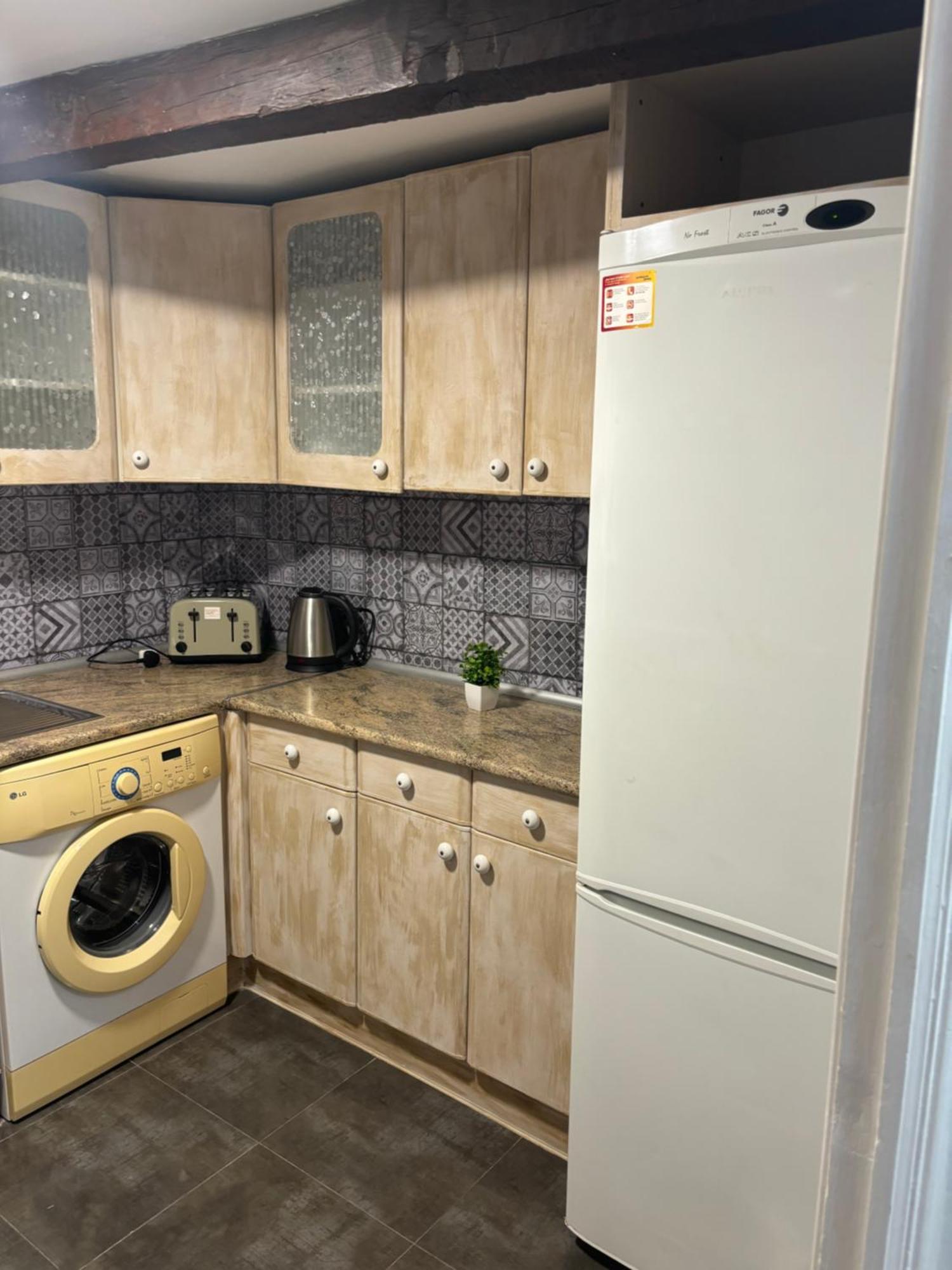 Apartamentos Mayte Толедо Екстер'єр фото